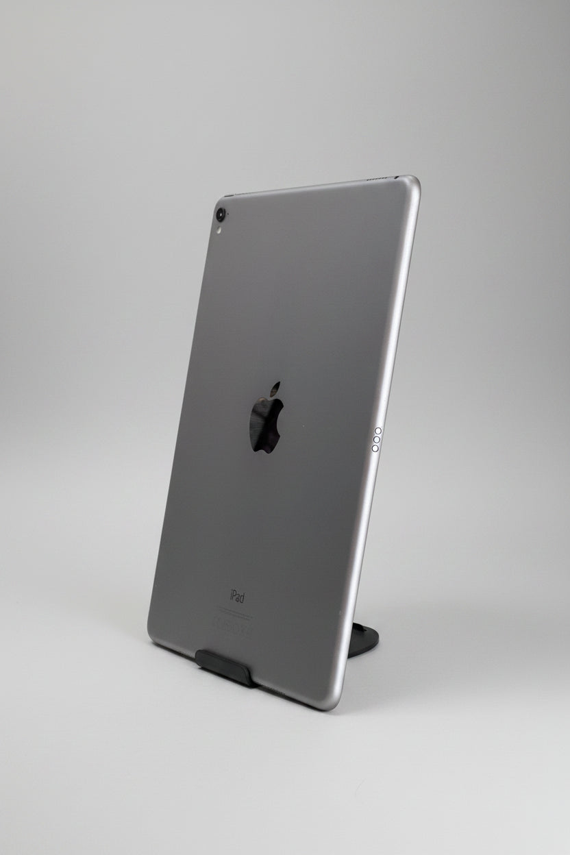 Apple iPad 9.7